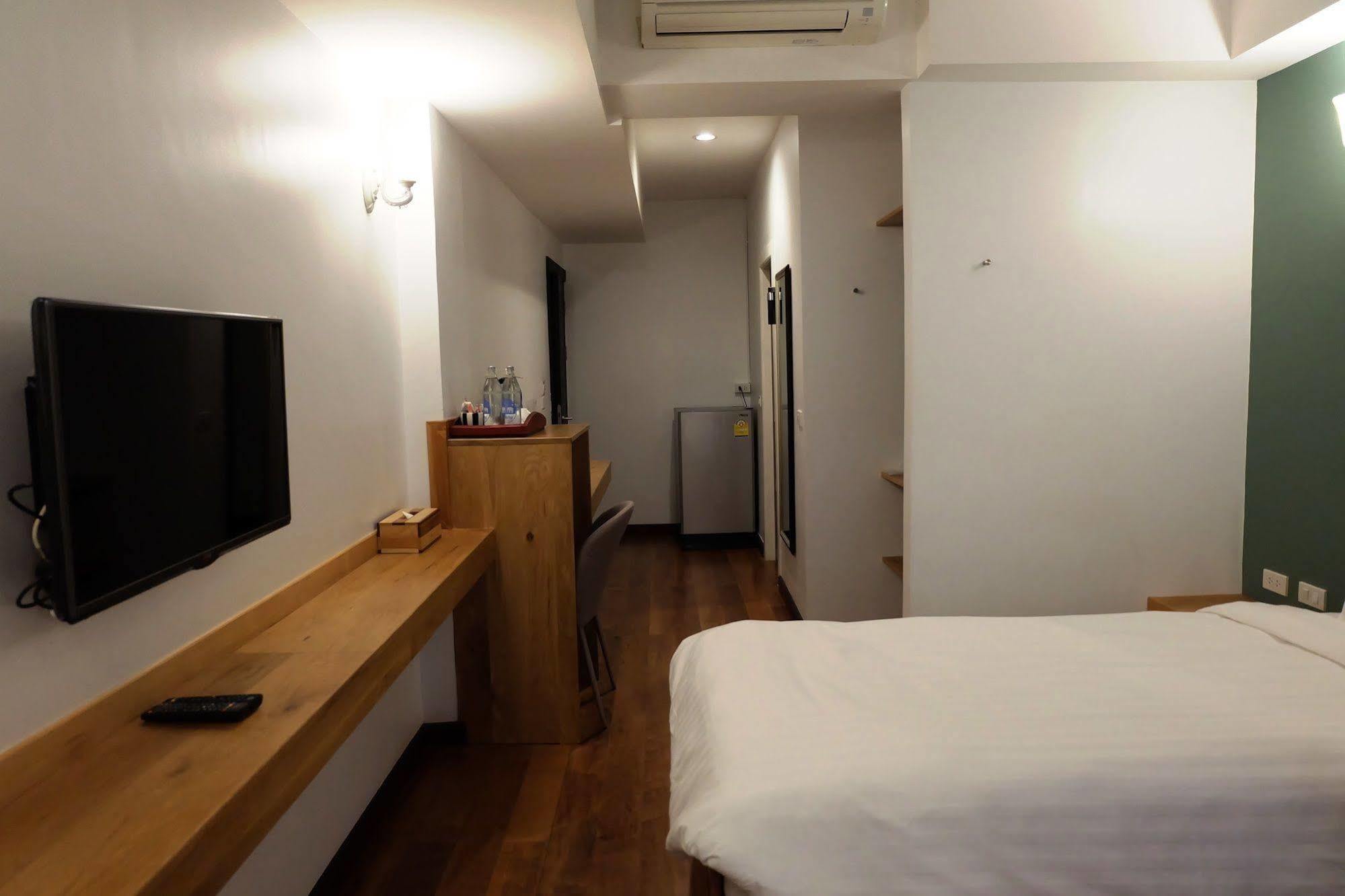 九号舒适厨房酒店 曼谷 外观 照片