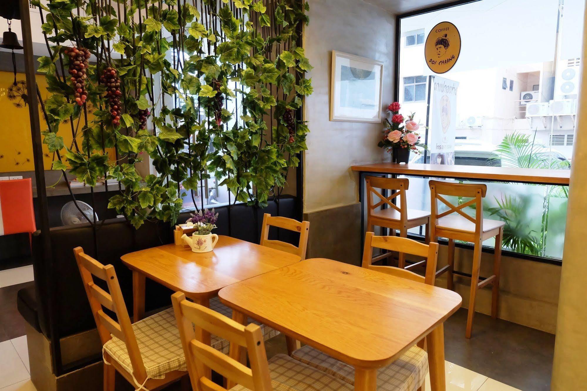九号舒适厨房酒店 曼谷 外观 照片